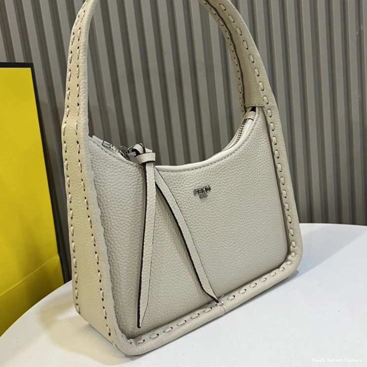 Vintage HOT Fendessence Mini Fendi Beige Cuoio In Leather Bag Romano 0808